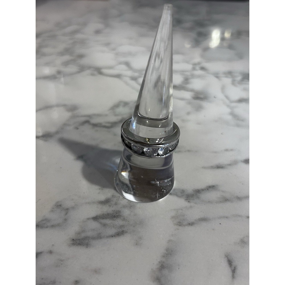 Silver Toned Ring W/ Rhinestones Size 7